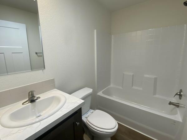 2025 Champion SRE2844PC Mobile Home