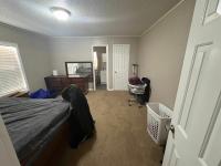 1986 Oakwood Homes Corp Westbury Mobile Home
