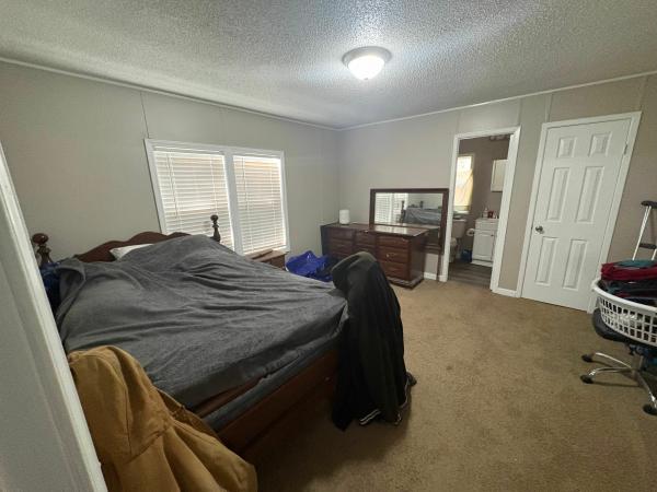 1986 Oakwood Homes Corp Westbury Mobile Home