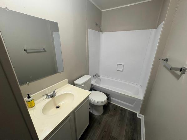 1986 Oakwood Homes Corp Westbury Mobile Home