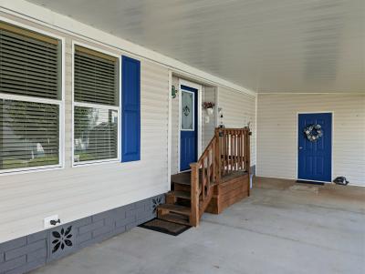 Photo 3 of 26 of home located at 667 S Crooked Tree Path Homosassa, FL 34448