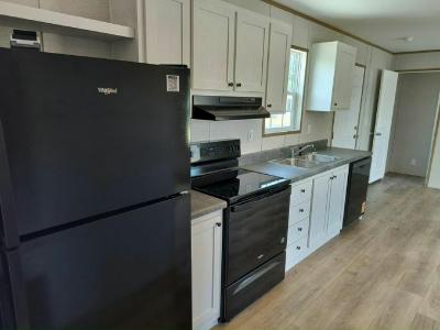Photo 2 of 15 of home located at 21 Rose Lane Mount Dora, FL 32757
