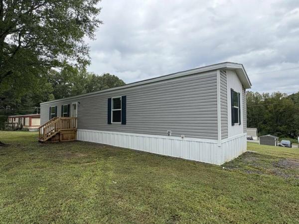 Photo 1 of 2 of home located at 106 Petunia Lane Reidsville, NC 27320
