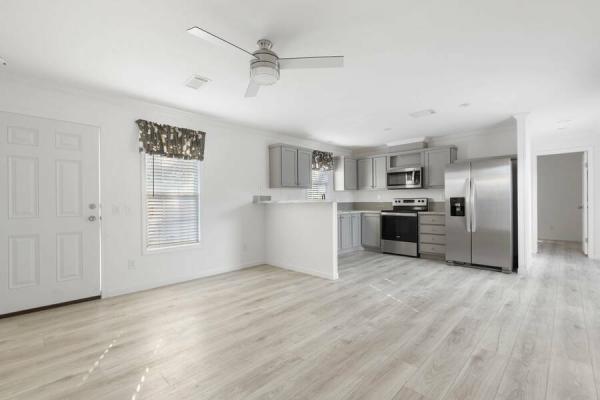 2023 RH2562E  Home