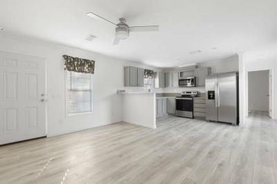 Photo 4 of 19 of home located at 1654 Clearwater Largo Road, #230 Clearwater, FL 33756