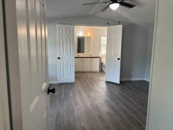 1994 Fleetwood Manufactured Home