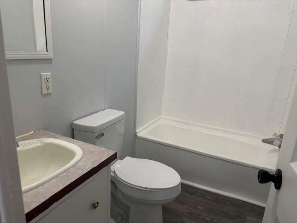1994 Fleetwood Manufactured Home
