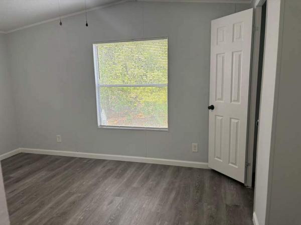 1994 Fleetwood Manufactured Home