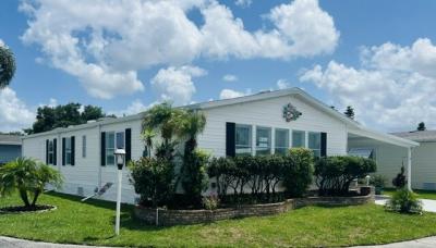 Photo 2 of 34 of home located at 104 Orchid View Drive Parrish, FL 34219