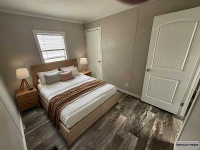 Photo 5 of 11 of home located at 356 Bayhead Dr #41 Tallahassee, FL 32304
