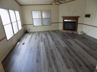 Photo 3 of 33 of home located at 6662 Country Lane Belleville, MI 48111