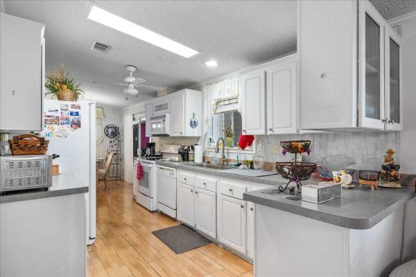 2005 Fleetwood Manufactured Home