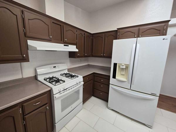 1995 Hallmark Mobile Home