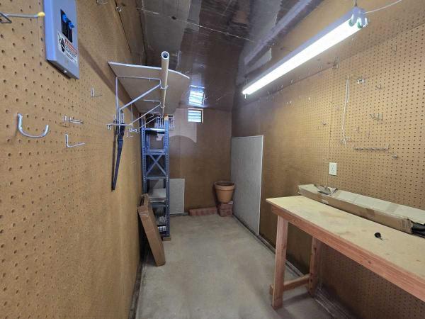 1995 Hallmark Mobile Home