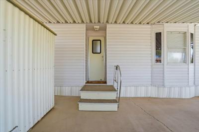 Photo 5 of 26 of home located at 939 N Acacia Rd #38 Apache Junction, AZ 85119