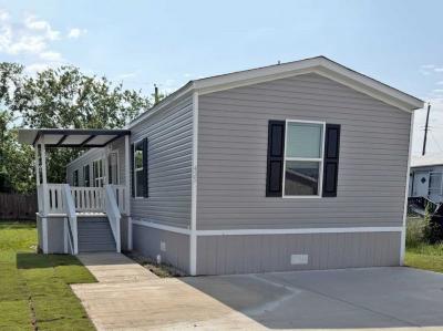 Mobile Home at 435 Sandy Bass Lane Newark, TX 76071
