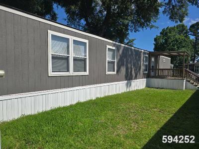 Mobile Home at King Parkway *See Funding Addy 8903 C E King Pkwy Trlr 174 Houston, TX 77044