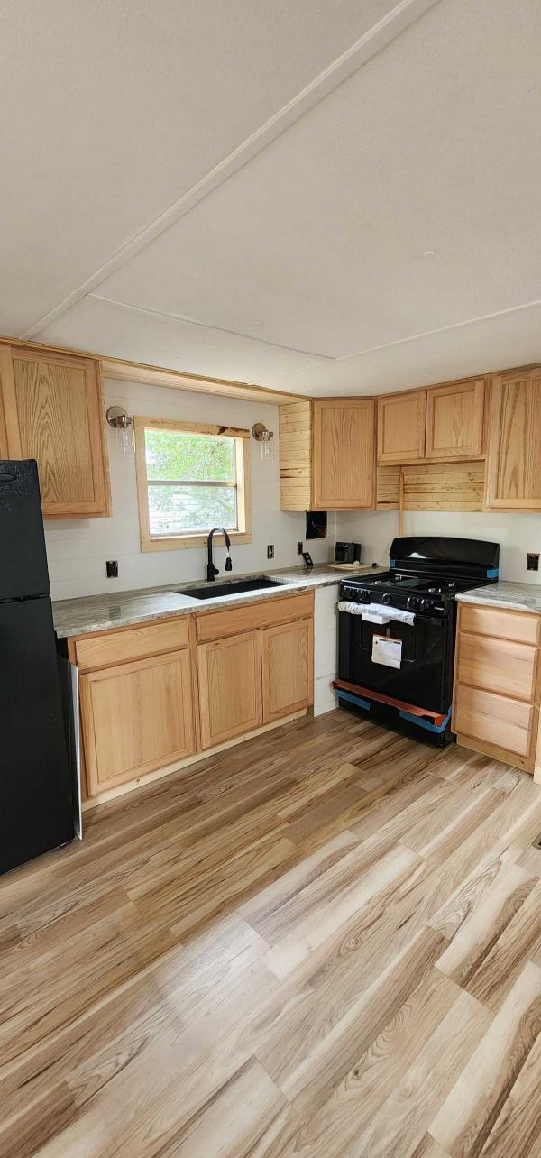 1982 Mobile Home