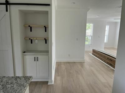 Photo 3 of 20 of home located at 201 Rotterdam Avenue Ellenton, FL 34222