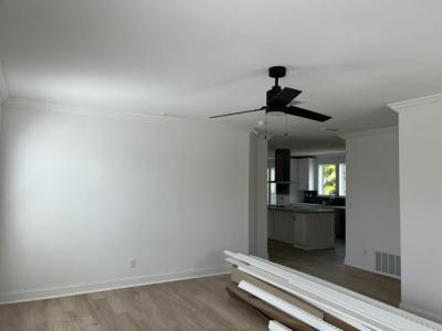 Photo 5 of 20 of home located at 201 Rotterdam Avenue Ellenton, FL 34222
