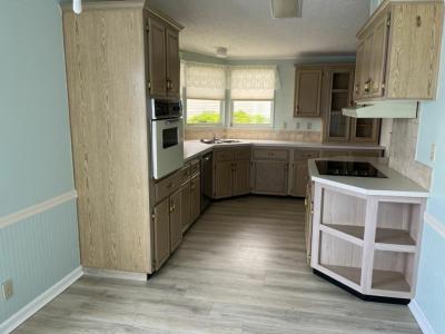 Photo 4 of 20 of home located at 3703 Buena Vista Way South Ellenton, FL 34222
