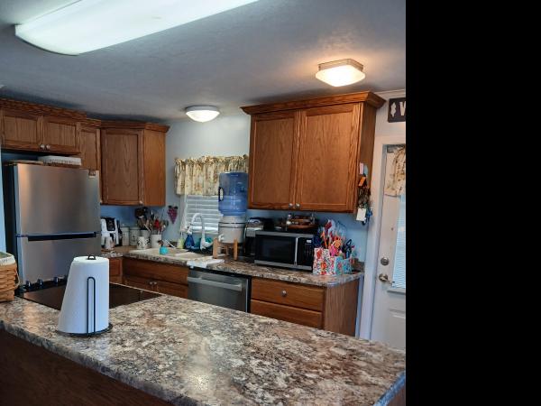 1979 REGA 3R44RL39609AB Mobile Home