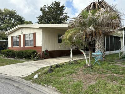 Photo 4 of 16 of home located at 2914 Bronco Lane Orlando, FL 32822