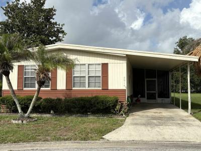 Photo 5 of 16 of home located at 2914 Bronco Lane Orlando, FL 32822
