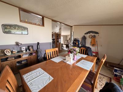 Photo 3 of 15 of home located at 29131 Meadow Lane Gibraltar, MI 48173