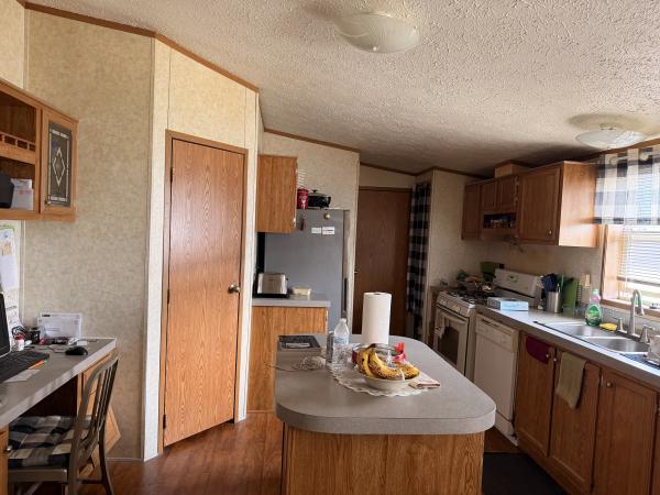 2002 Schult M310146AB Mobile Home