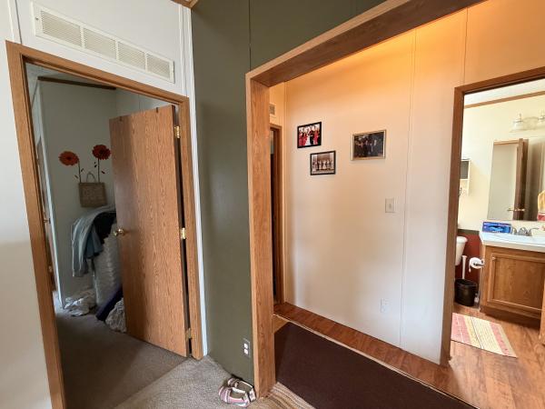 2002 Schult M310146AB Mobile Home