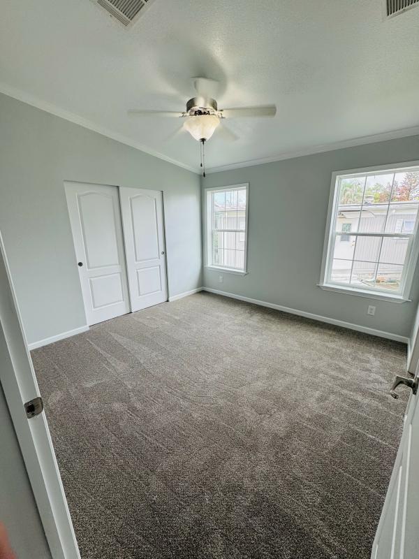 2016 Skyline 4800 Mobile Home