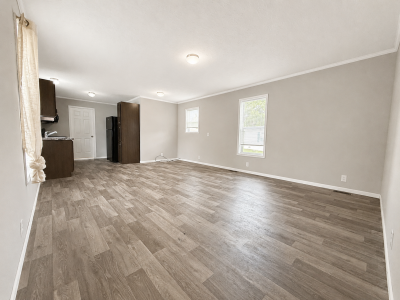 Photo 2 of 29 of home located at 11981 Springbrook Court #10 Romeo, MI 48065
