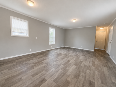 Photo 4 of 29 of home located at 11981 Springbrook Court #10 Romeo, MI 48065