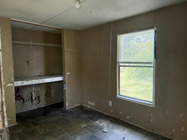 1984 Ben ben Manufactured Home