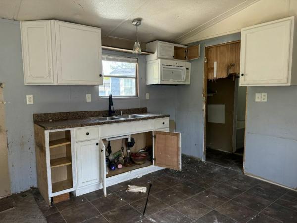 1984 Ben ben Manufactured Home