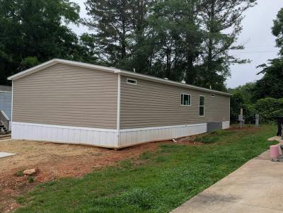 Photo 2 of 7 of home located at 2802 Potts Hollow Rd., #12 Birmingham, AL 35215
