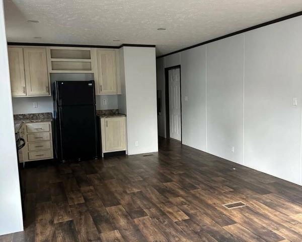 2020 166032A  Home