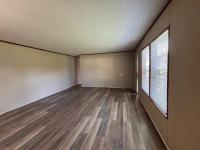 2018 LH168032AF  Home