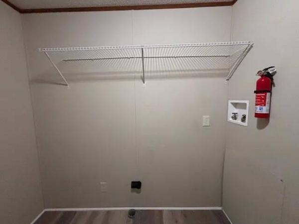 2018 LH168032AF  Home