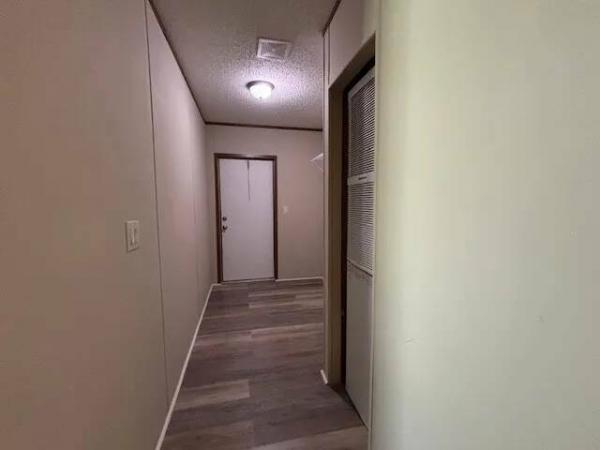 2018 LH168032AF  Home
