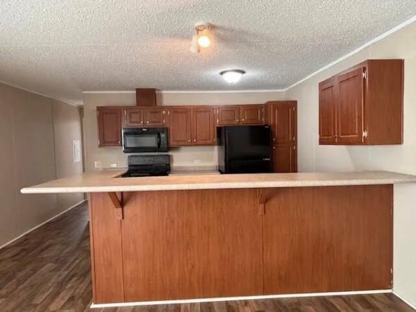 2017 LH168032AF  Home
