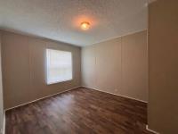 2017 LH168032AF  Home