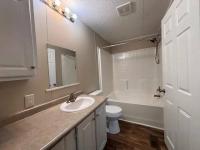2017 LH168032AF  Home