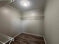 2018 LH168032LF  Home