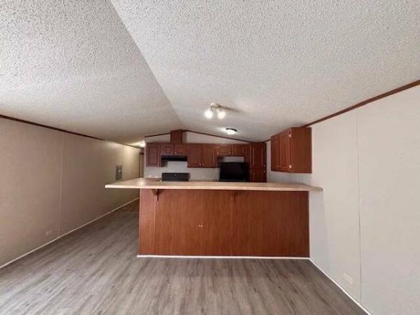 2017 LH167232B  Home