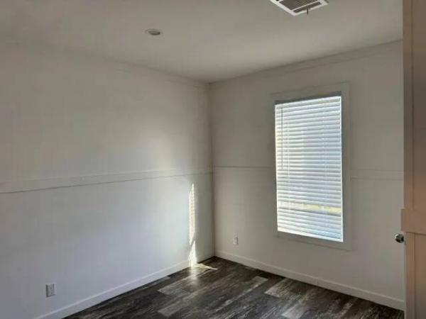 2023 RH2562E  Home