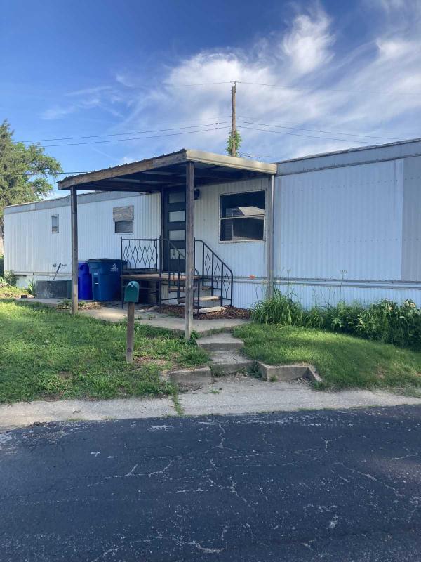 Photo 1 of 2 of home located at 60 Casten Dr Bridgeton, MO 63044
