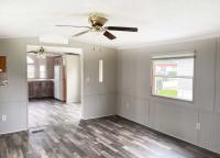 1990 Manufactured Home