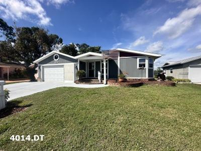 Mobile Home at 4014 Avenida Del Tura North Fort Myers, FL 33903